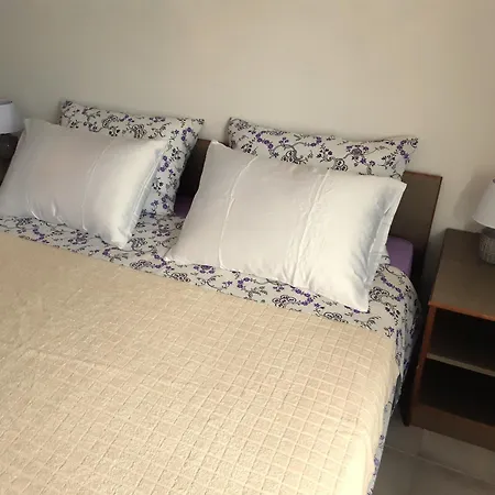 Apartman Nazor * Τρογκίρ